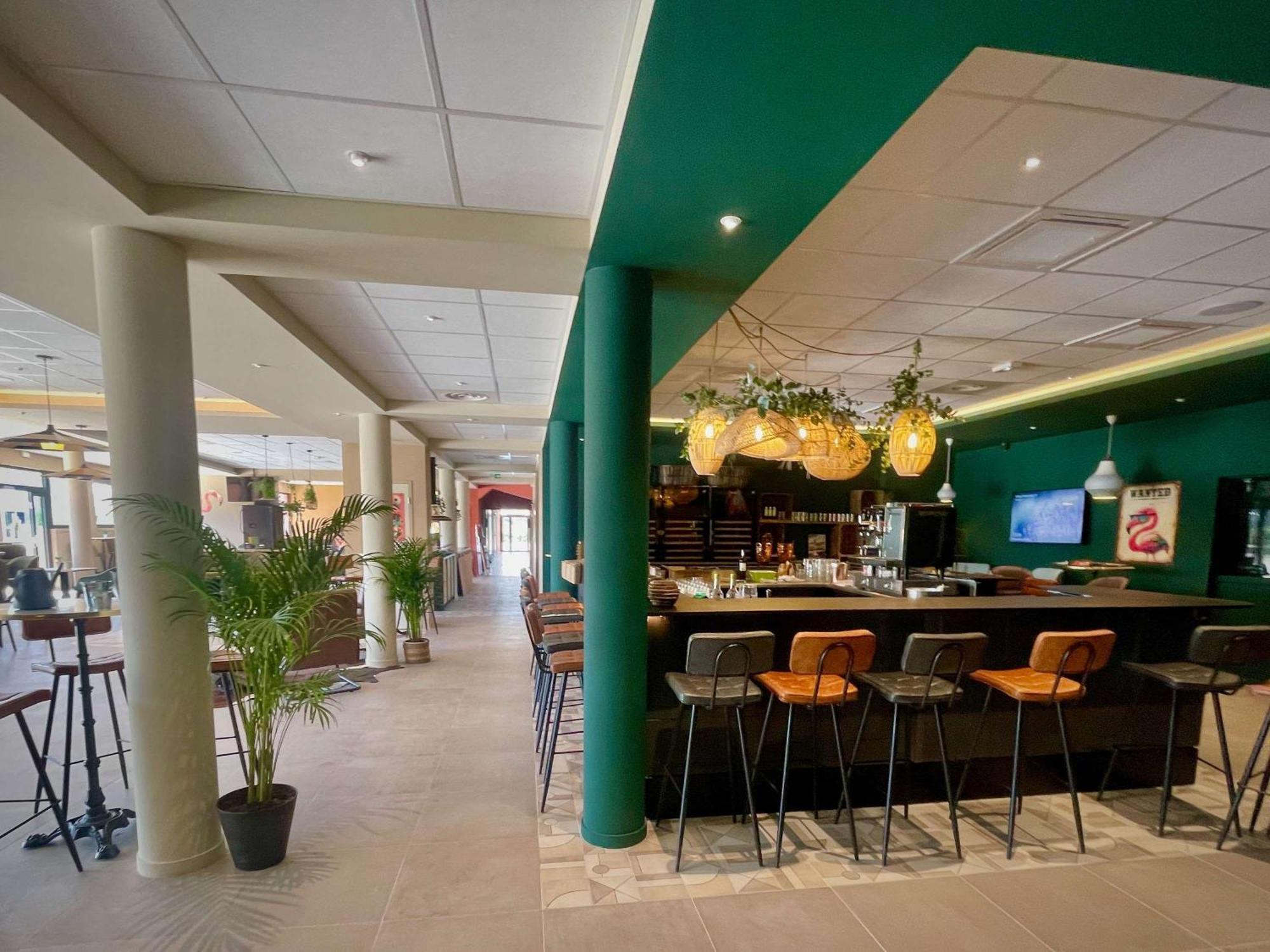 圣马丹德克罗卡马格门宜必思快捷酒店 外观 照片